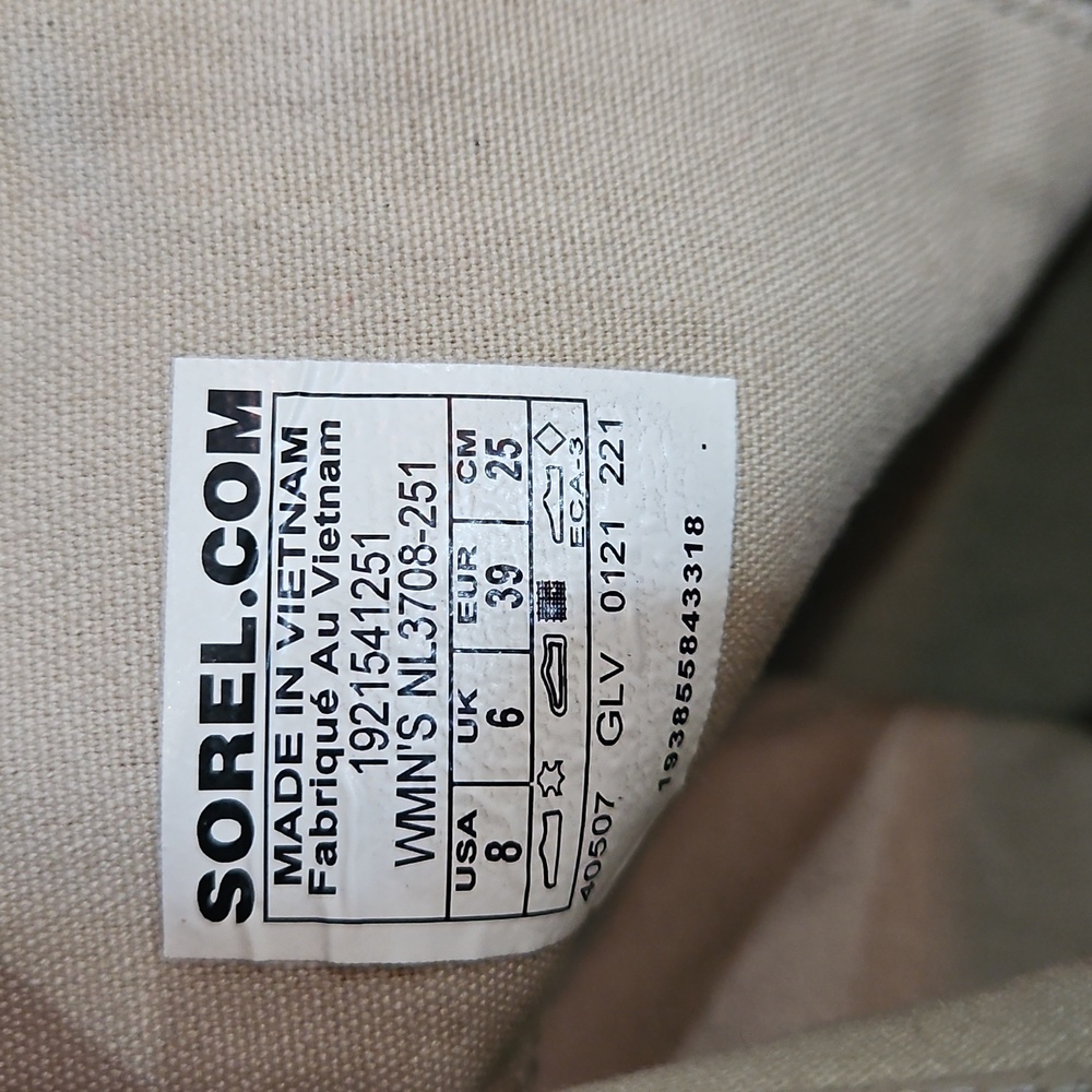 Sorel Womens Light Tan Ankle Booties with Buckle Detail. Size 8. - Picture 8 of 11